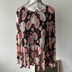 A love story XL Smocked Floral Blouse - Boho Chic Long Sleeve Top